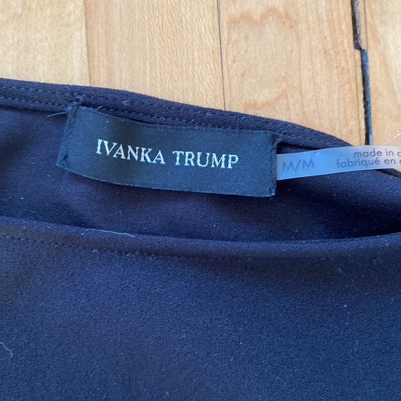 Ivanka Trump black top with fun sleeves - Picture 2 of 11